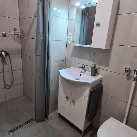Heder Apartmanok Балатонфеньвеш Экстерьер фото