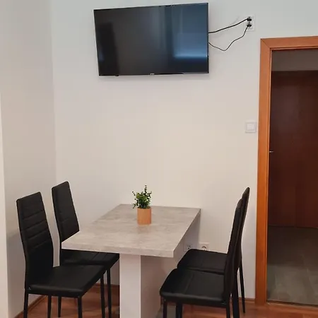 Heder Apartmanok Балатонфеньвеш Экстерьер фото