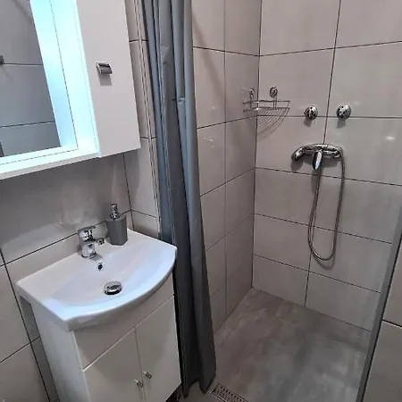 Heder Apartmanok Балатонфеньвеш Экстерьер фото