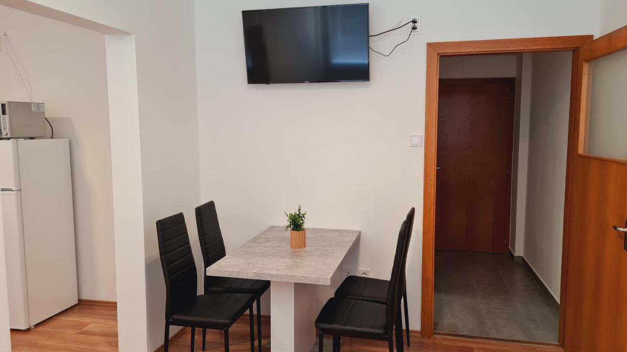 Apartment Heder *