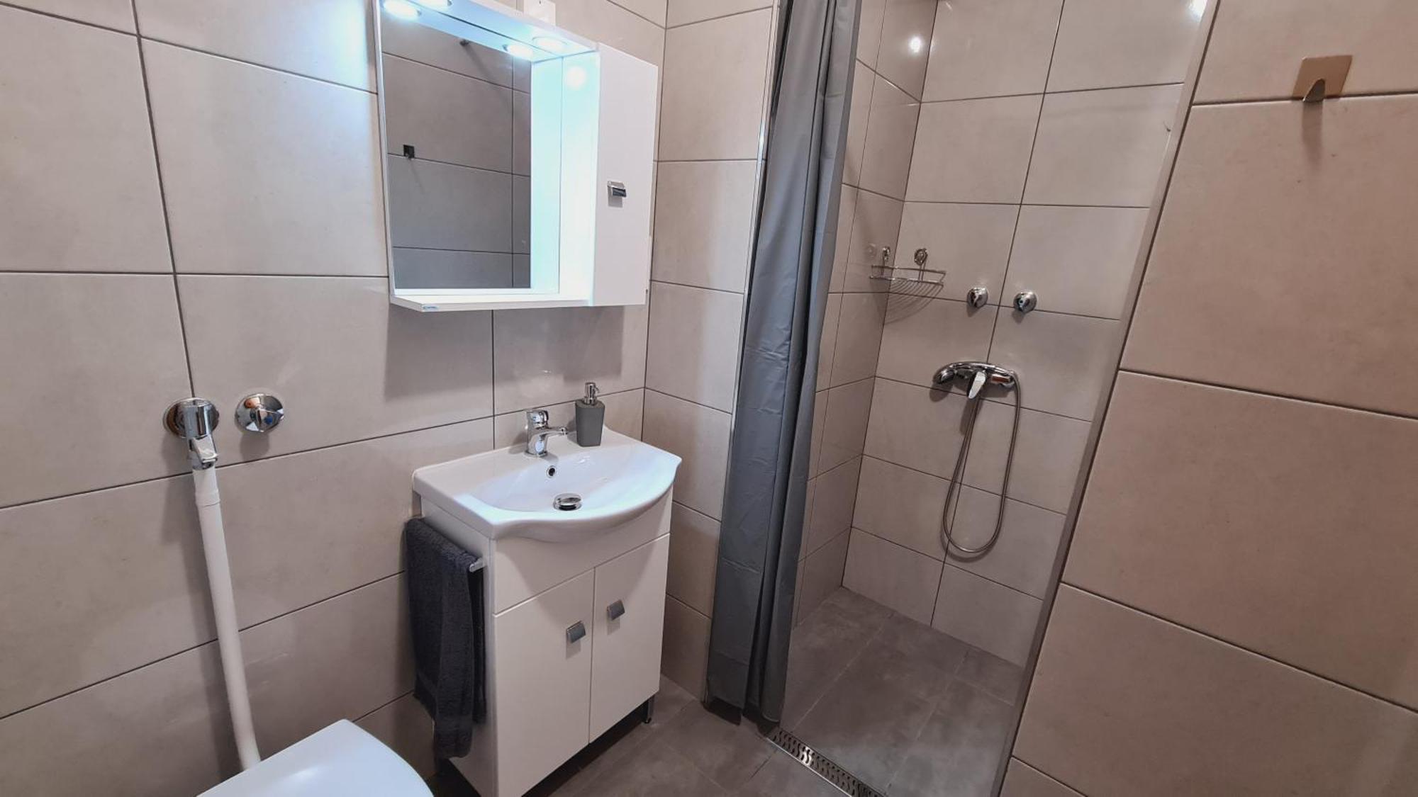 Apartment Heder *