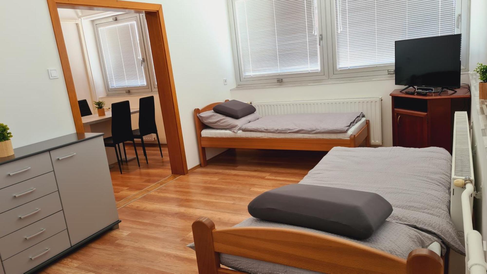 Apartment Heder